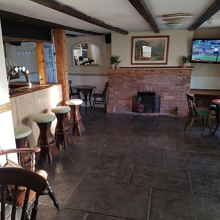 The Marston Inn Yeovil Exteriör bild